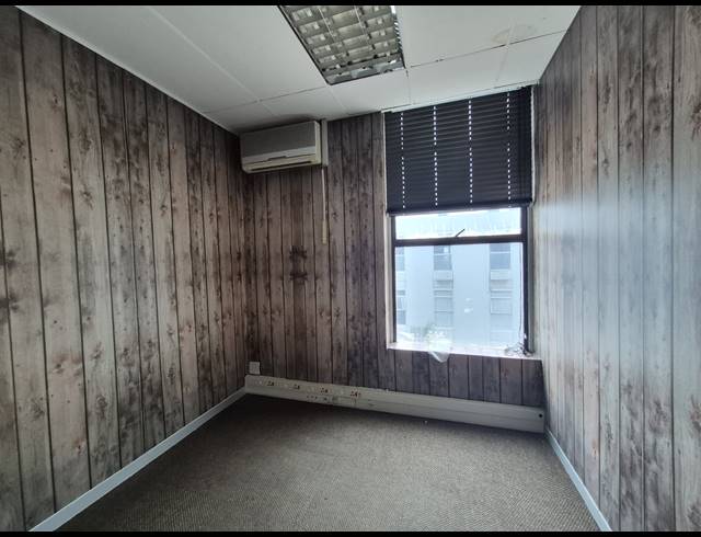 314M² OFFICE TO LET IN CRAIGHALL